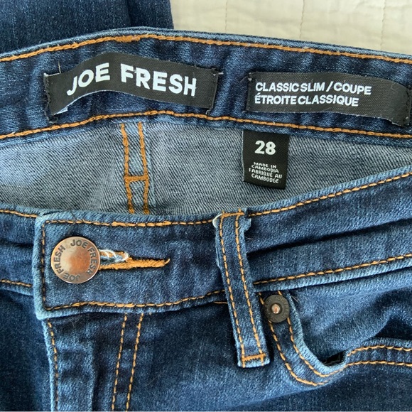 CLASSIC SLIM DARK WASH JEANS JOE FRESH / SKINNY / ANKLE / 28 - Picture 4 of 7